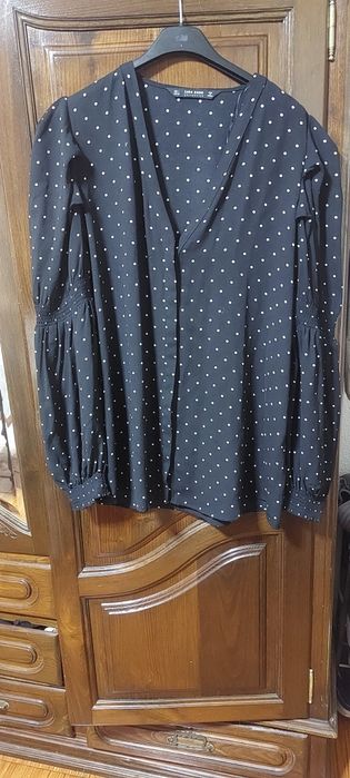 Blusa preta zara L