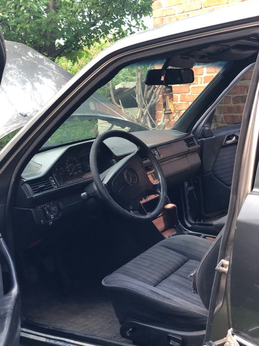 Mercedes Benz 124 продам