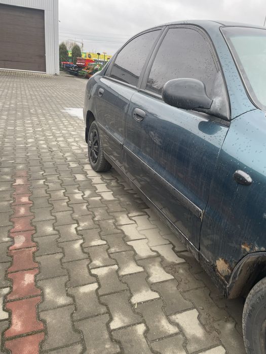 Продам Daewoo lanos 1.5 газ бензин