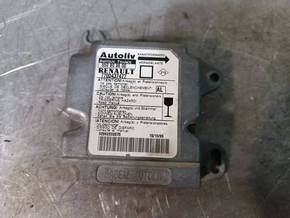 CENTRALINA DO AIRBAG RENAULT MEGANE 1 - 7700437477A / 7700434477