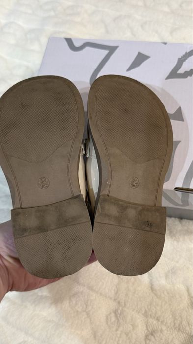 Туфлі для дівчинки