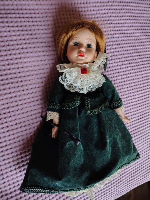 Вінтажні фарфорові кукли