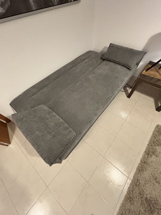 Sofá cama - cinzento (como novo)
