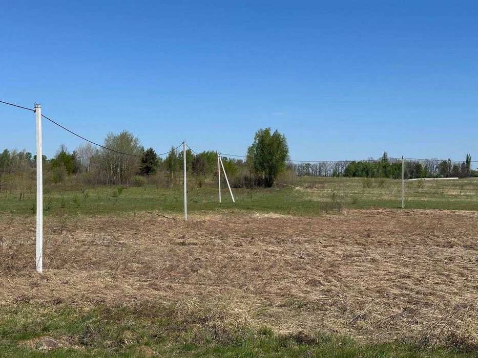 Терміновий продаж 15 соток біля озера