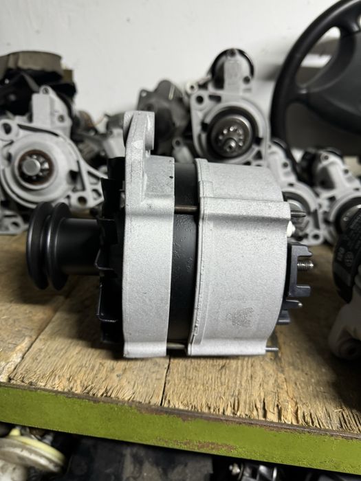 Генератор Пасат Б-3, Гольф2, Джета 2, 1.6, 1.8, 2.0 бензин