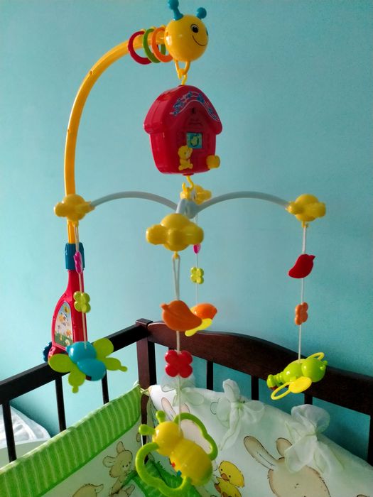 Карусель на ліжечко