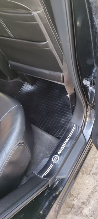 Продам надёжный Ниссан