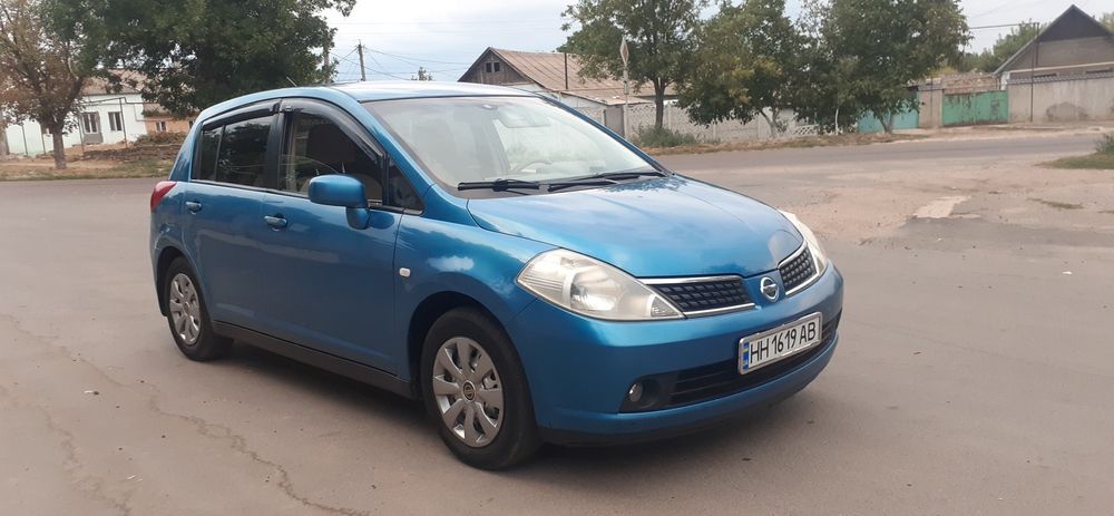 Продам Ниссан Тиида