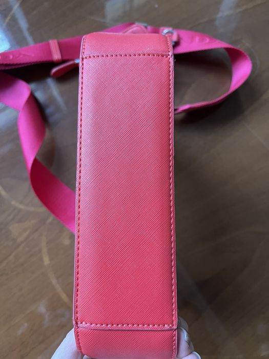 Жіноча сумка Prada