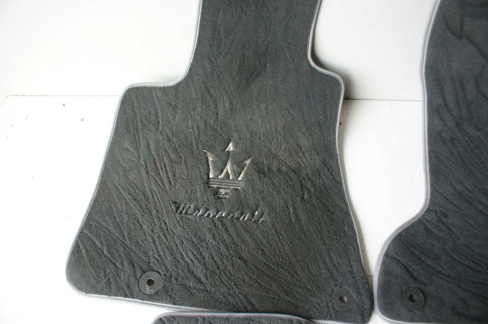 Maserati Levante Dywaniki Podłogi Kabiny Oryginał Kpl.