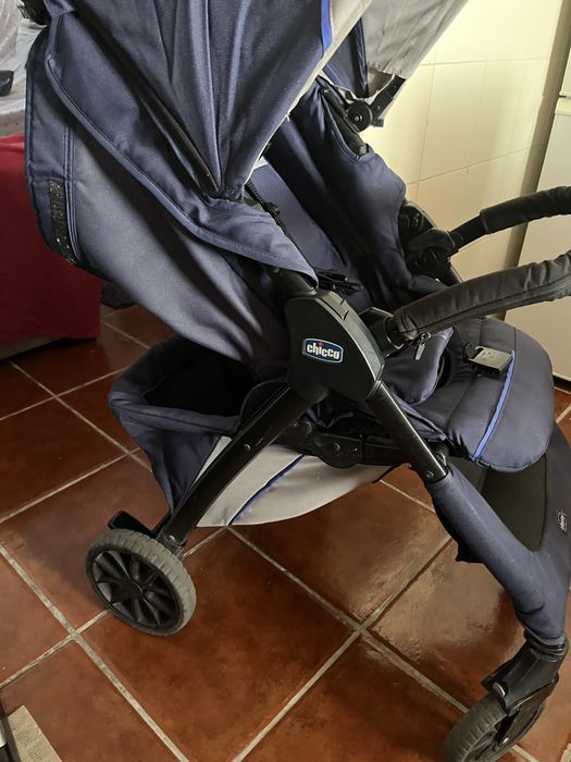 Vendo carrinho da chicco + ovo oferta do espelho do carro