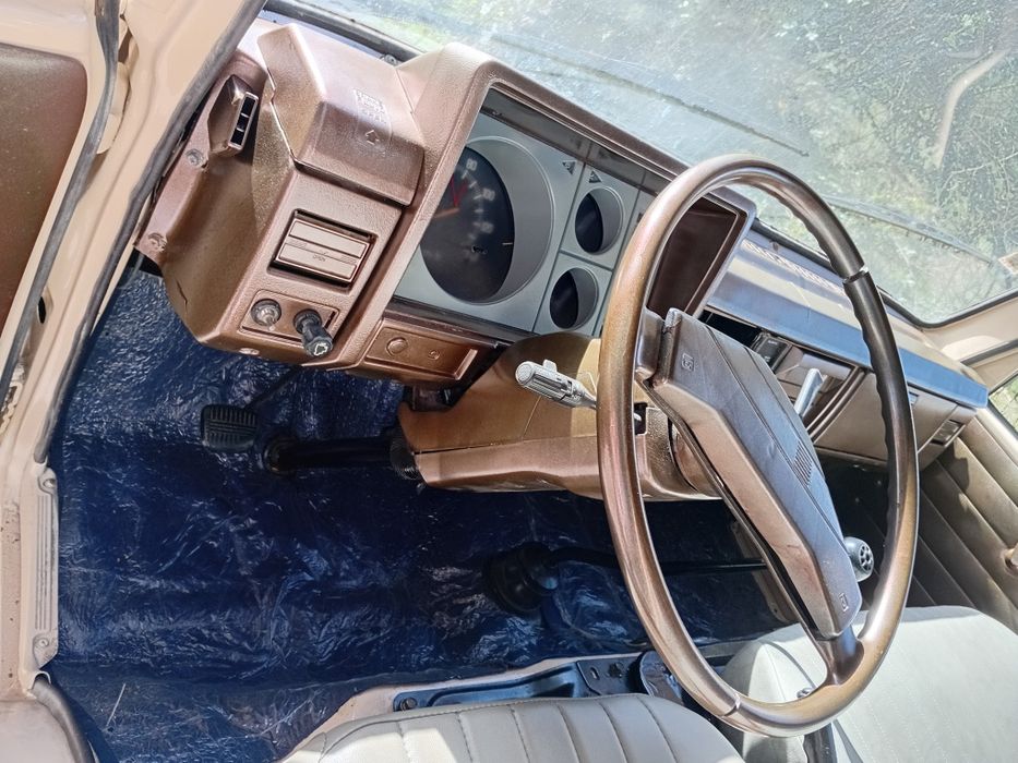 Nissan cabstar 2.5 td25