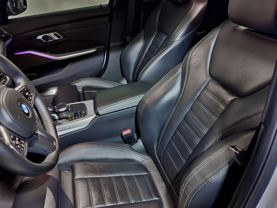 BMW 330i MPeRFOrMAnCE 2.0