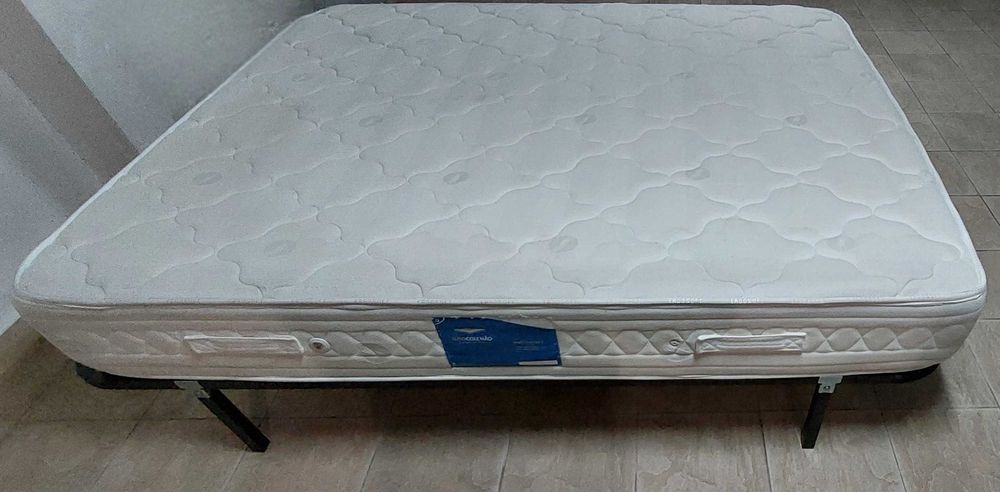 Cama de Casal com Colchão 160x200