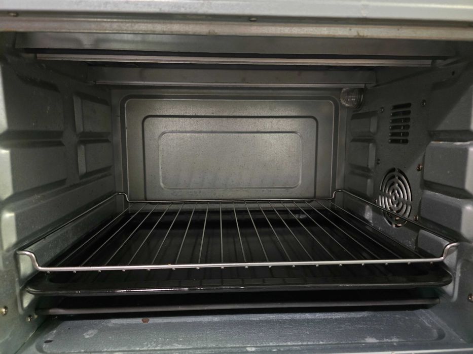 Mini-forno FLAMA 1548FL (Capacidade: 48L - 1800W)