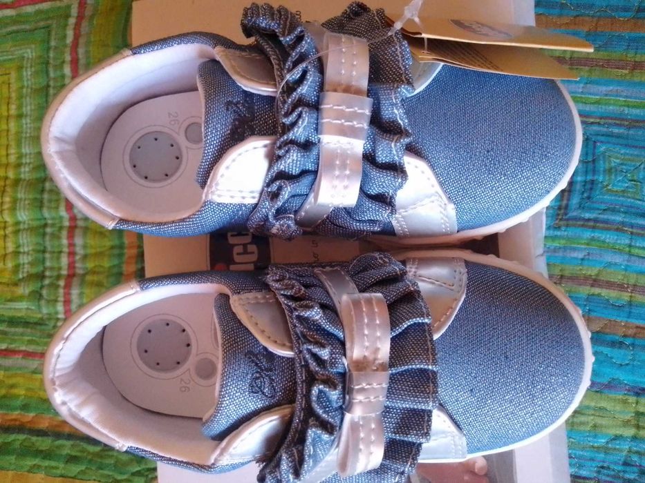 Chicco Shoes, Size 26, BRAND NEW