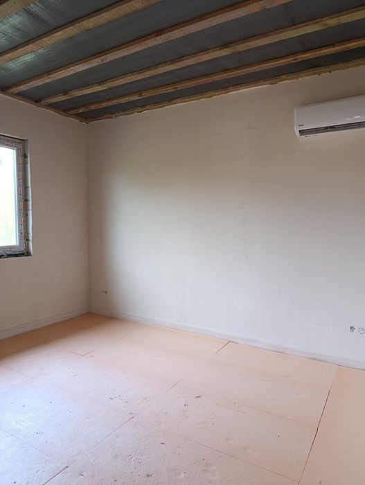 Єоселя!!Продаж сучасних будинкі 90 м2 в с.Крюківщина.