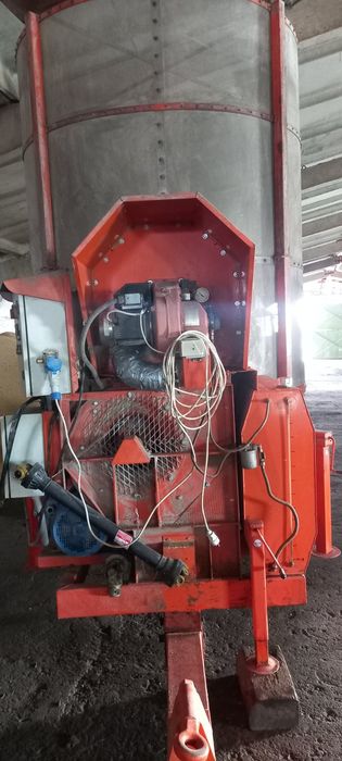 Продам зерносушилку сушку