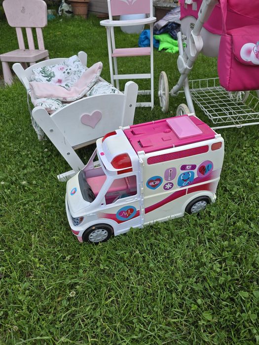 Zabawki wózek kołyska karetka barbie  zestaw