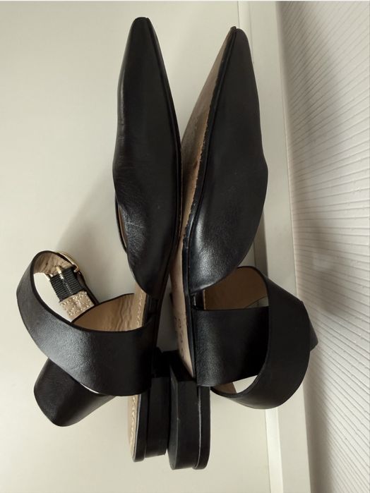 Чорні шкіряні жіночі туфлі на низькому ходу Maje слінгбеки Maje