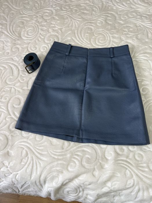 Спідничка шкіряна з пасочком в комплекті