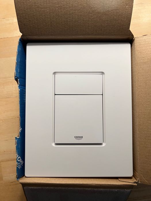 Przycisk spłukujący do toalety Grohe Skate Cosmopolitan biały