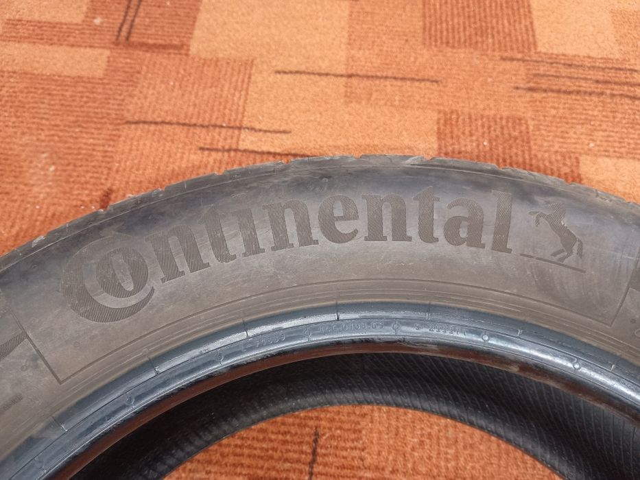 Opony letnie 215 /55/17 Continental