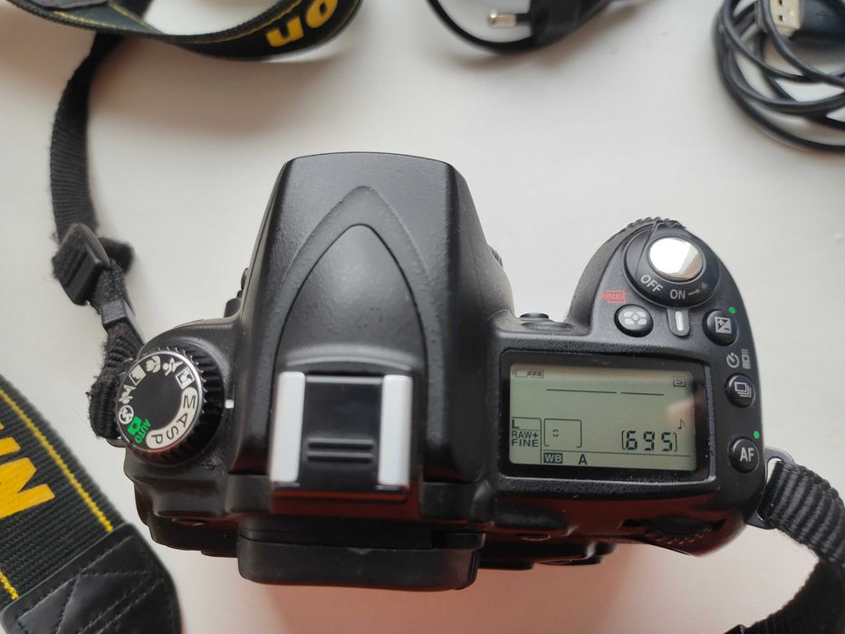 Тушка Nikon D90 + допи