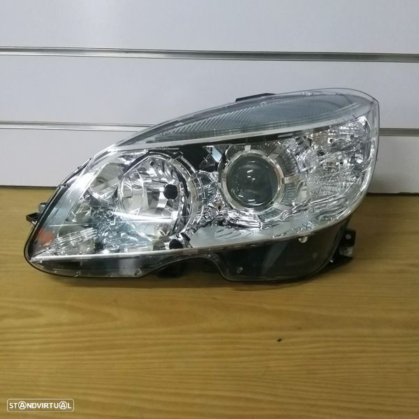 Farol Mercedes Classe C W204 modelo: 2007 até 2011 novo