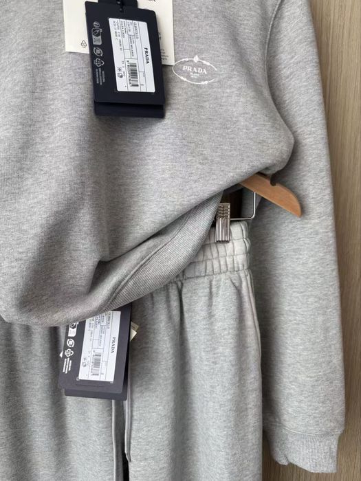 Костюм Прада Prad