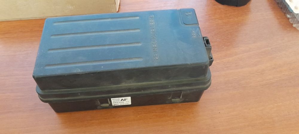 Блок предохранителей Шевроле Лачетти