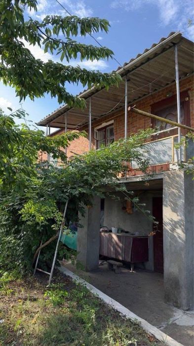 Продаж 2 поверхового будинку 150 кв. м