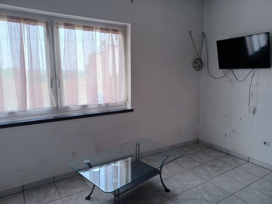 Apartamento  para alugar  a partir  do dia 1 de Setembro