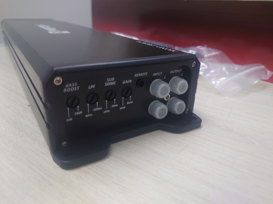 Автомобильный усилитель моноблок Д-класса. 1500вт RMS на 1ом