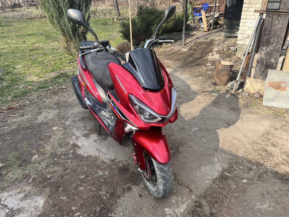 Обміняю мотоцик SPARK на електро байк