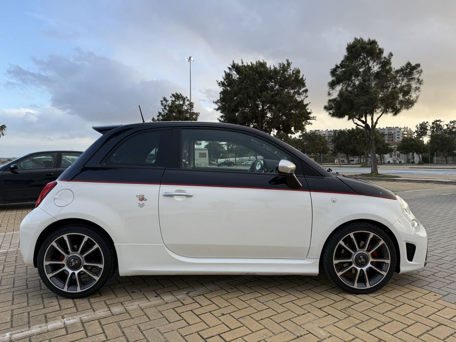 Abarth 595 turismo 165cv ano 2017  49,000km aceito retoma trato finaci