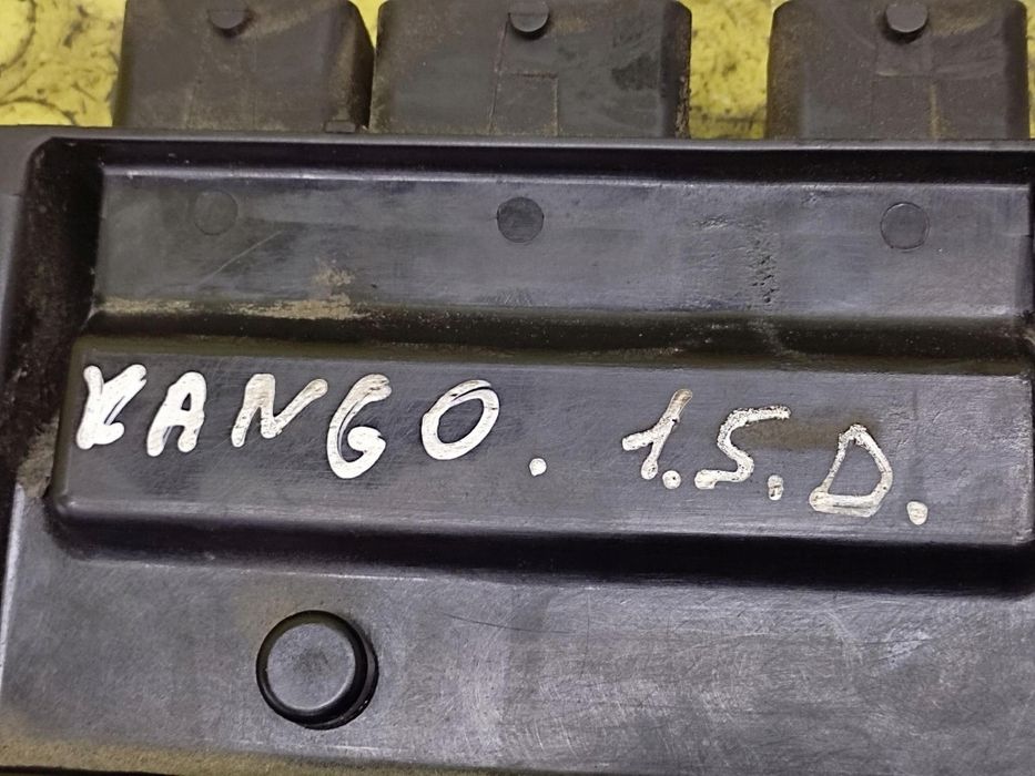 renault kangoo sterownik silnika 8200259934