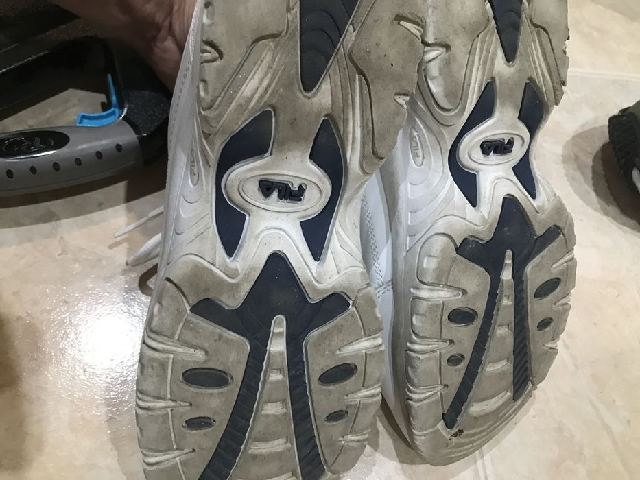 Sapatilhas em pele da fila