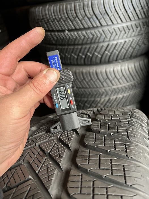 255/40/21 R21 Pirelli Scorpion Winter 4шт зима