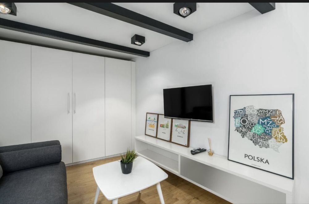 RezerwacjaKawalerka z antresolą i balkonem w centrum Poznania,