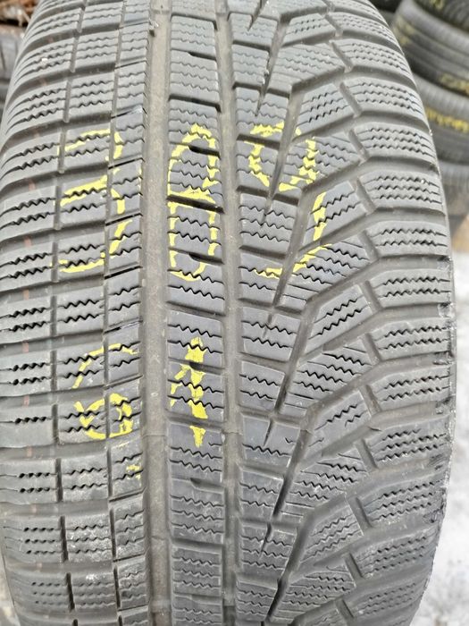 Opona używana 225/45R18 Hankook Winter i cept evo2 1szt.