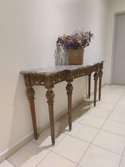 Aparador Antigo Estilo Luís XVI com Tampo em Mármore Breccia Pernense