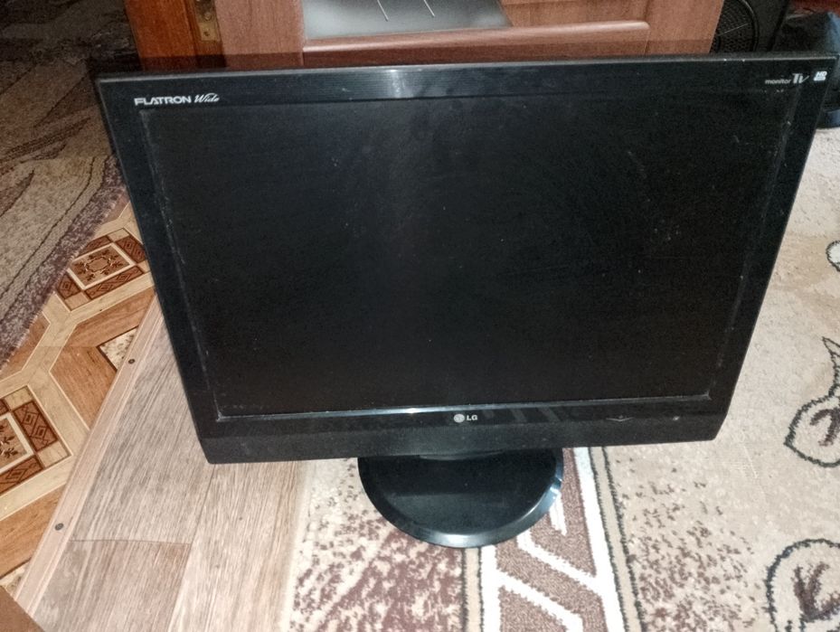 Монітор LG FLATRON M228WA - BZ