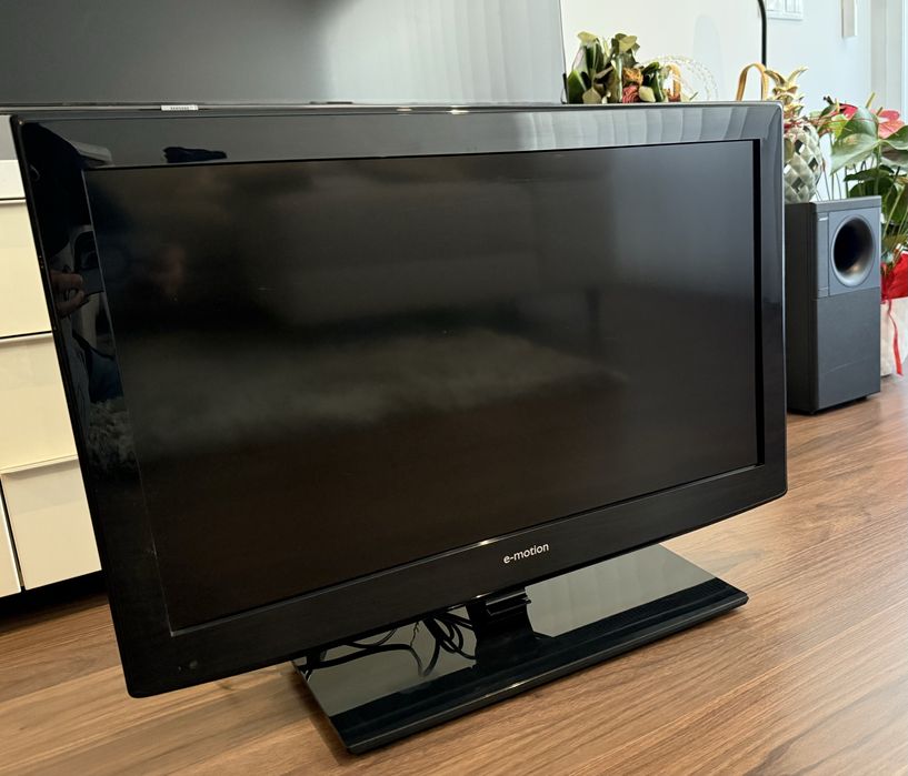 Televisao e motion 26 polegadas