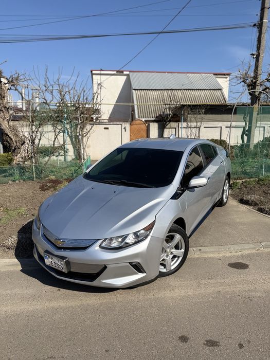 Chevrolet Volt 2 2016г.Plug-in Hybrid до90км на зарядке,до 5л.расход