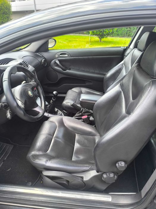 Alfa GT 1.9 JTD BERTONE ( Revisão geral  óleo/filtros/oleo caixa/velas/braços superiores, 4 pneus , IUC e inspeção feitos até o próximo ano 06/ 2027)