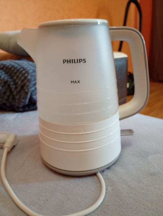 Электрочайник Philips