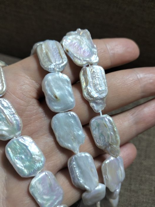 Натуральный жемчуг необычной формы, нитка жемчуга