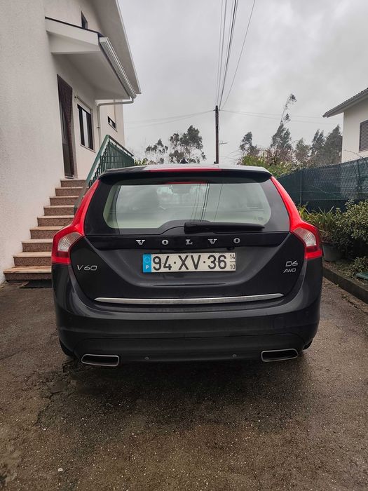 Volvo V60 Plug-in Hybrid D6 Summum - Com Teto de Abrir