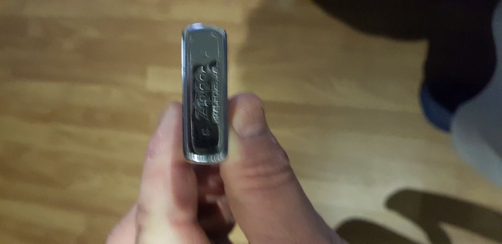 Isqueiro zippo como novo